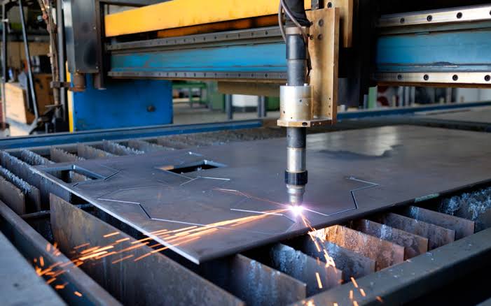 Plasma Cutting Machines & Consumables